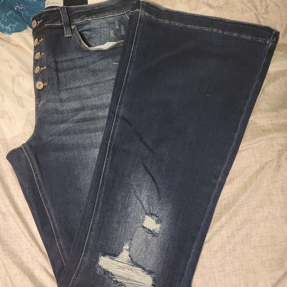 Kancan Flares